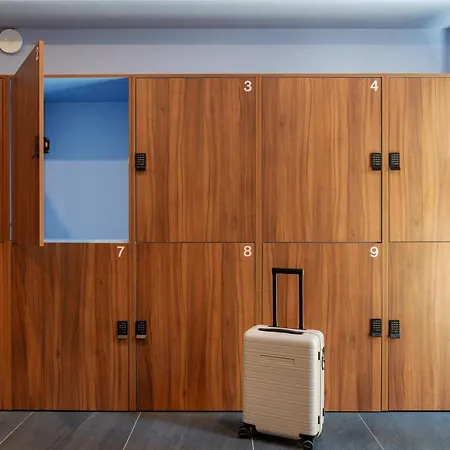 Numa Poise Aparthotel 4*