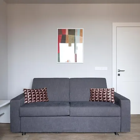 Numa Poise Aparthotel 4*