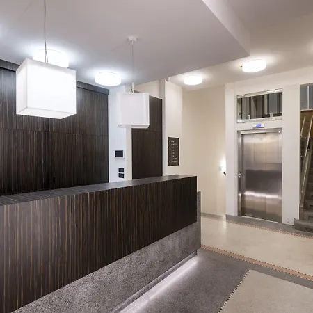 Numa Poise Lägenhetshotell Prag