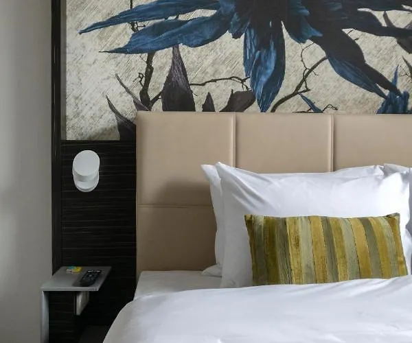 Numa Poise 4* Prag