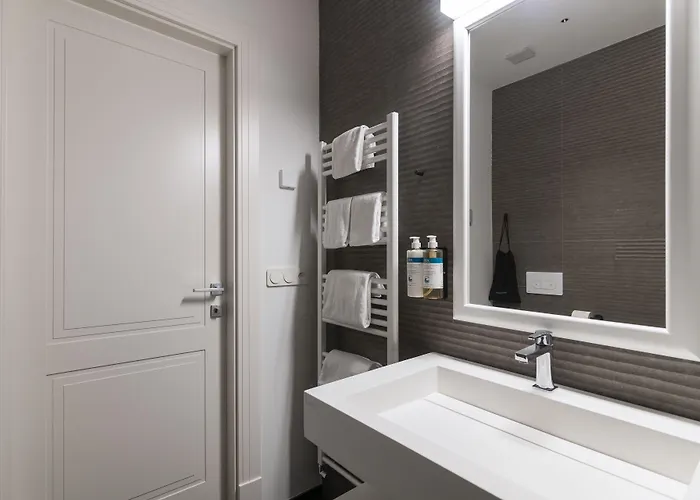 Numa Poise 4* Prag