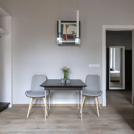 Numa Poise 4* Praag